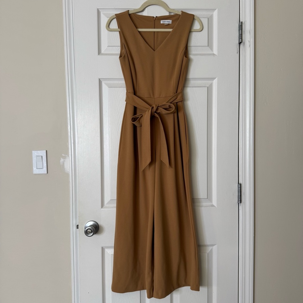 Elegant Tan Sleeveless Dress